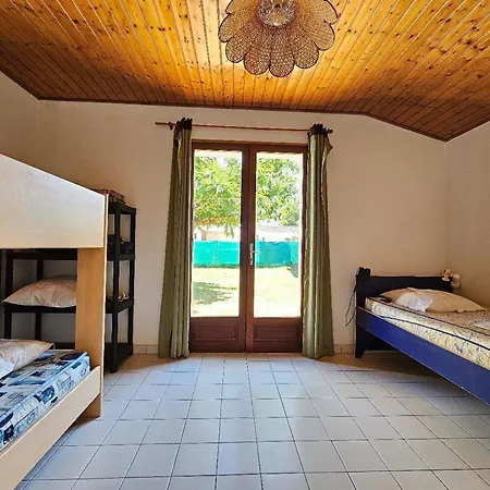 Hébergement de vacances Calme à 300m De La à La Faute-sur-mer, 5 Pers, Jardin, Animaux Acceptés Sur Demande - Fr-1-476-30 La Faute-sur-Mer