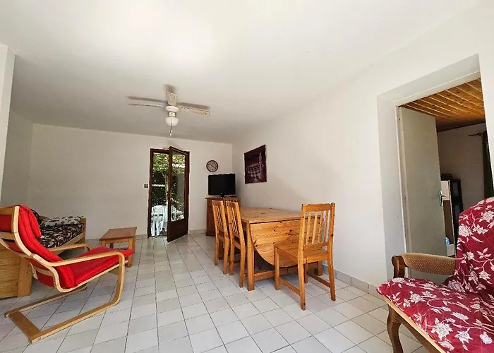 Calme à 300m De La à La Faute-sur-mer, 5 Pers, Jardin, Animaux Acceptés Sur Demande - Fr-1-476-30 *